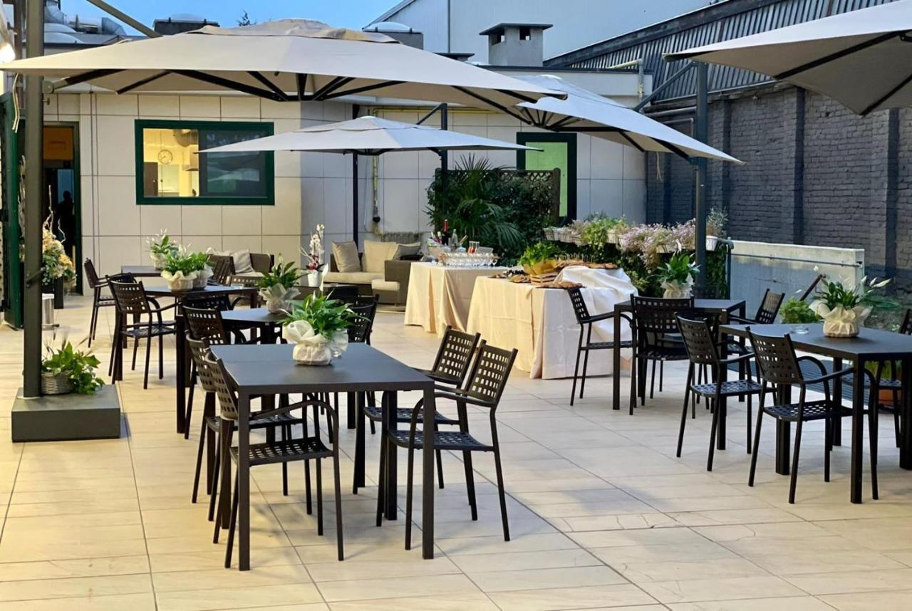 Hotel Parisi Nichelino Eksteriør billede