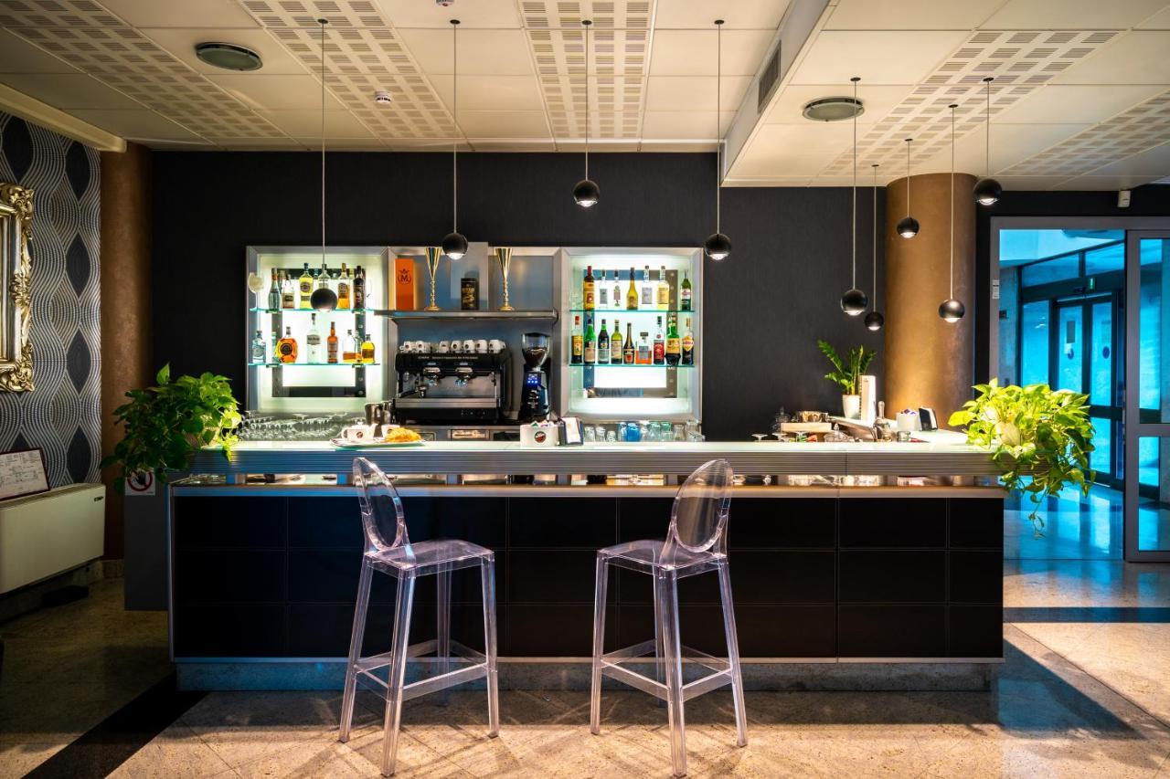 Hotel Parisi Nichelino Eksteriør billede